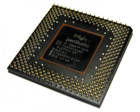 Процессор Pentium стал первой разработкой Intel, использующей суперскалярную архитектуру