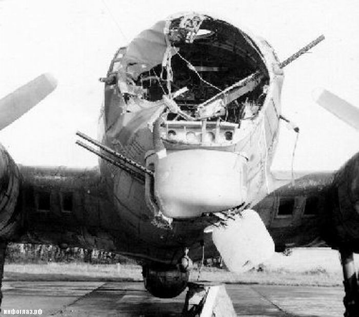 B–17 - живучий бомбардировщик (33 фото)