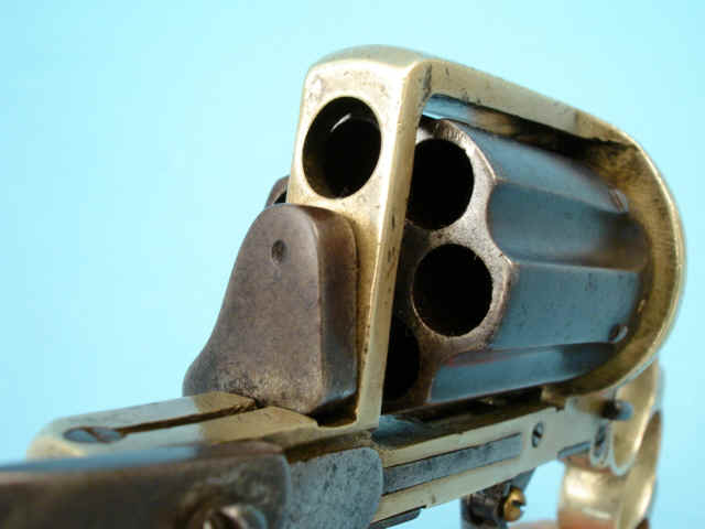 Револьвер-кастет-кинжал «Апач»
