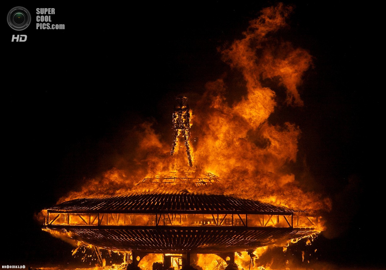 США. Невада. Пустыня Блэк-Рок. Во время фестиваля Burning Man 2013. (Jimbo)