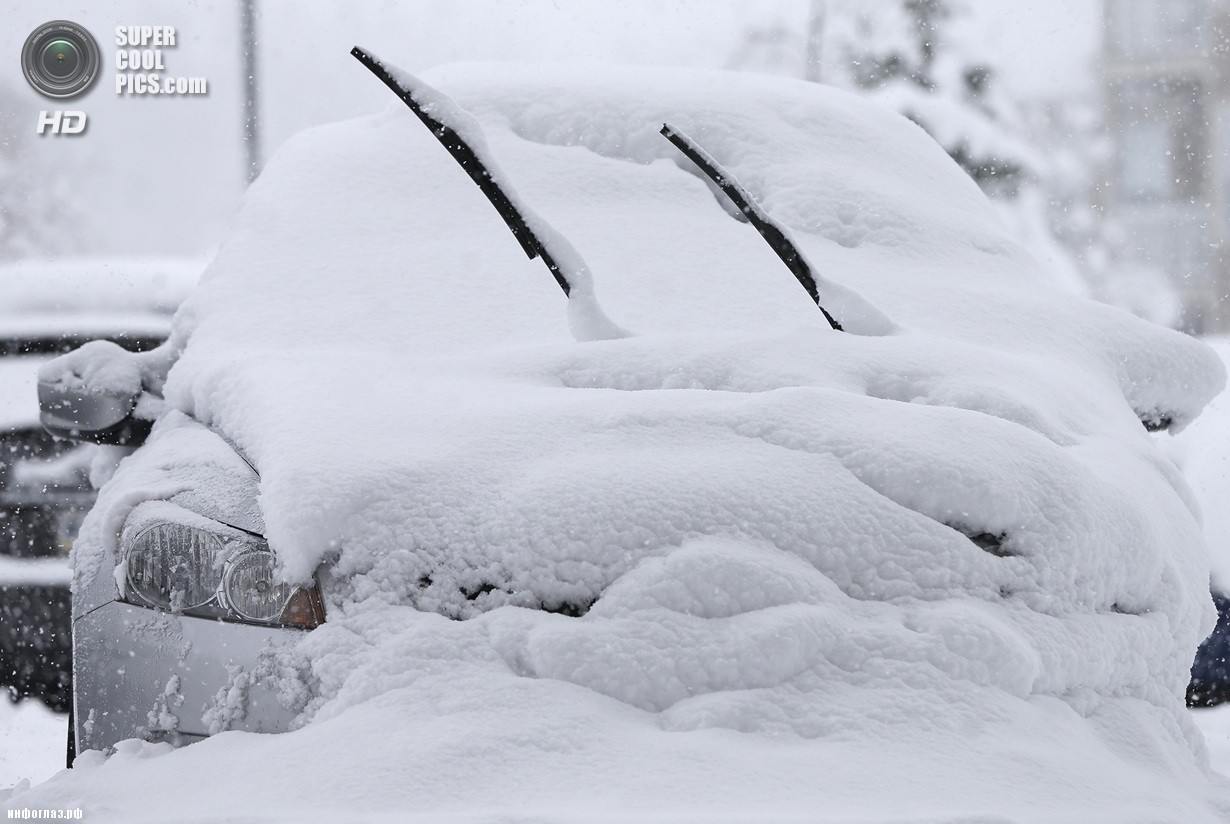 США. Сионсвилл, Индиана. 5 января. Последствия рекордных морозов. (AP Photo/Darron Cummings)