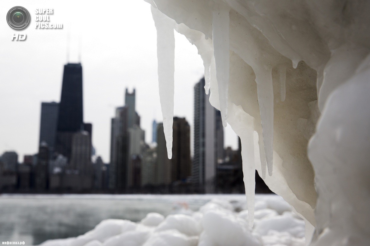 США. Чикаго, Иллинойс. 7 января. Последствия рекордных морозов. (AP Photo/Andrew A. Nelles)
